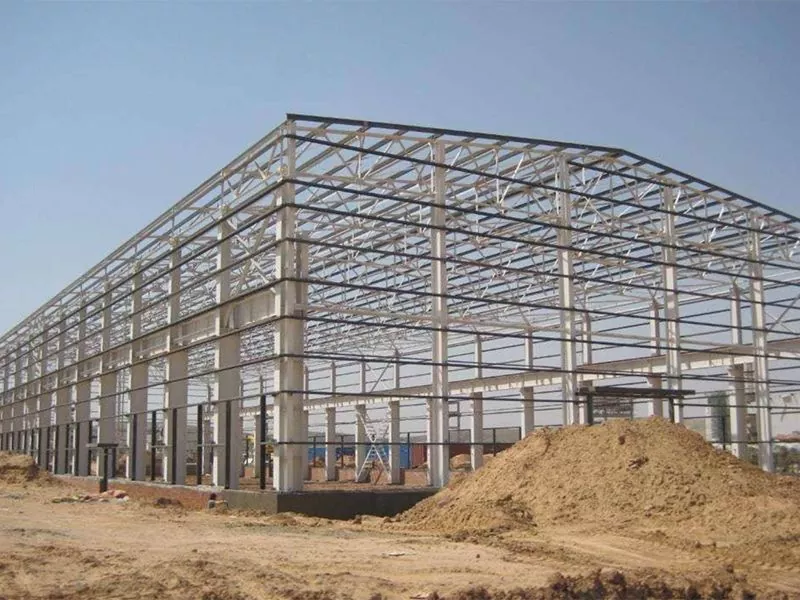 ساختمانهای کارخانه فولادی